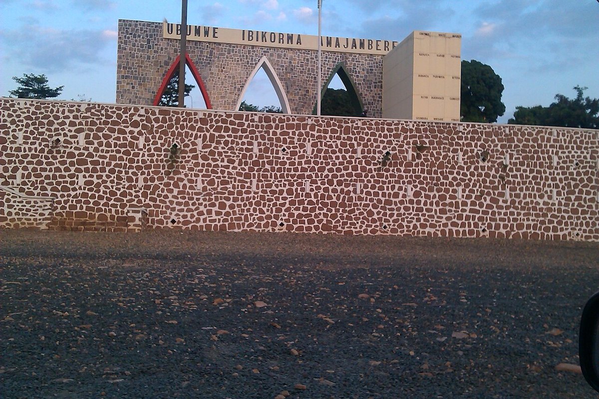 Country illustration: National Unity Monument, Bujumbura
