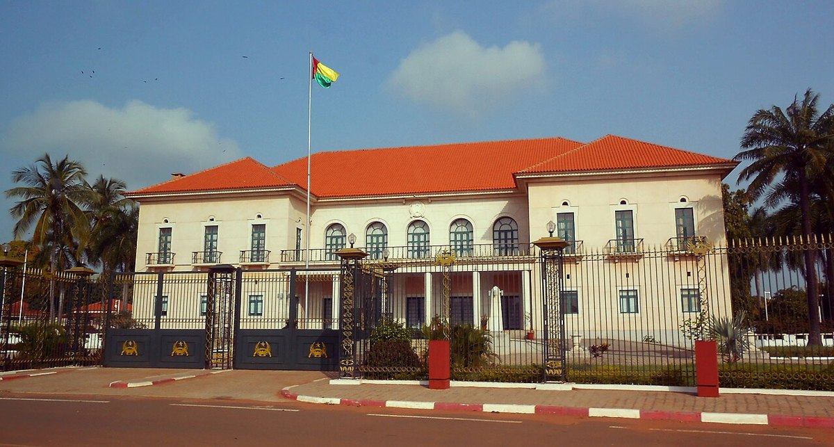 Country illustration: Presidential Palace, Bissau